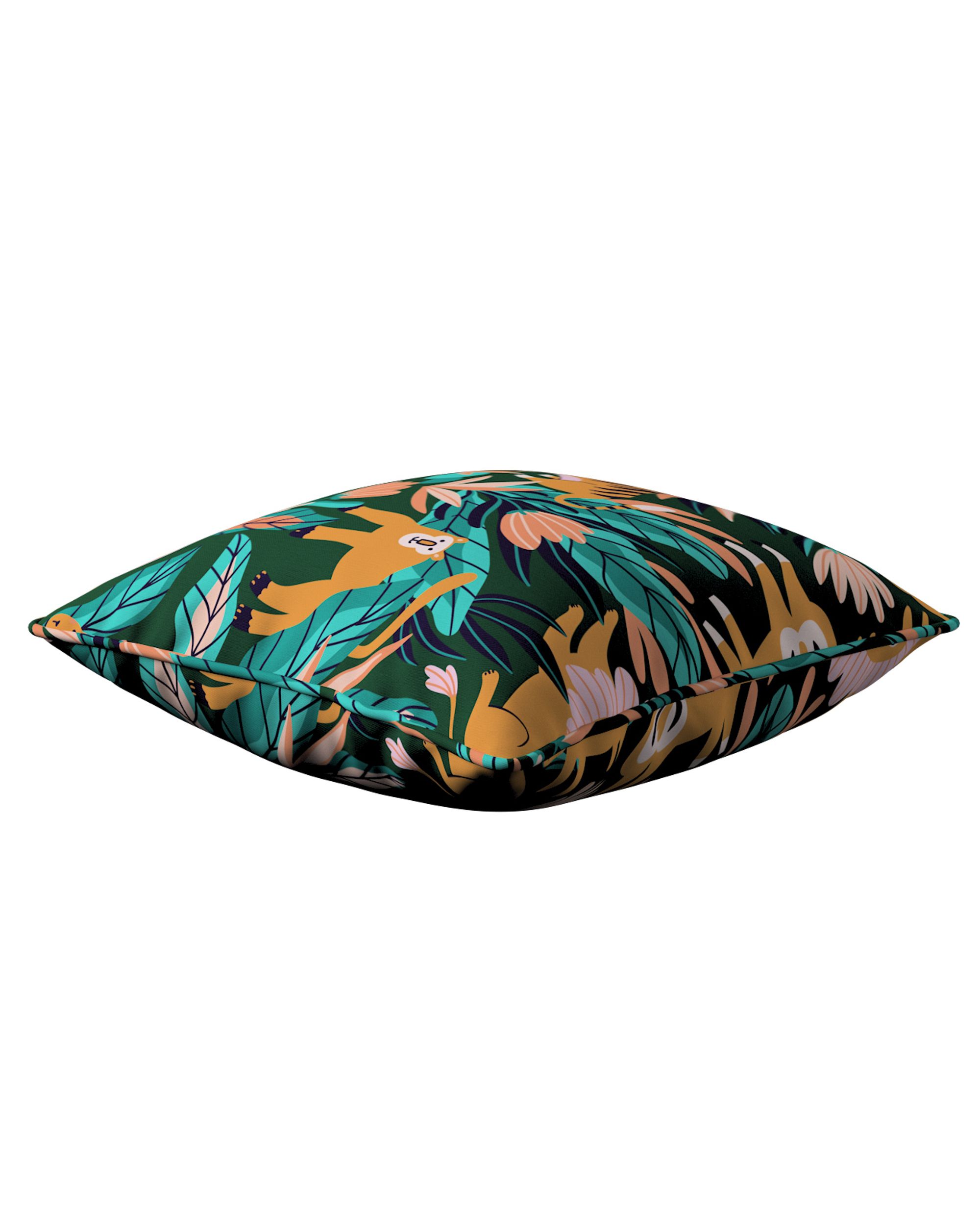 Housse de coussin Lola couleur orange tissu à motifs (hover)