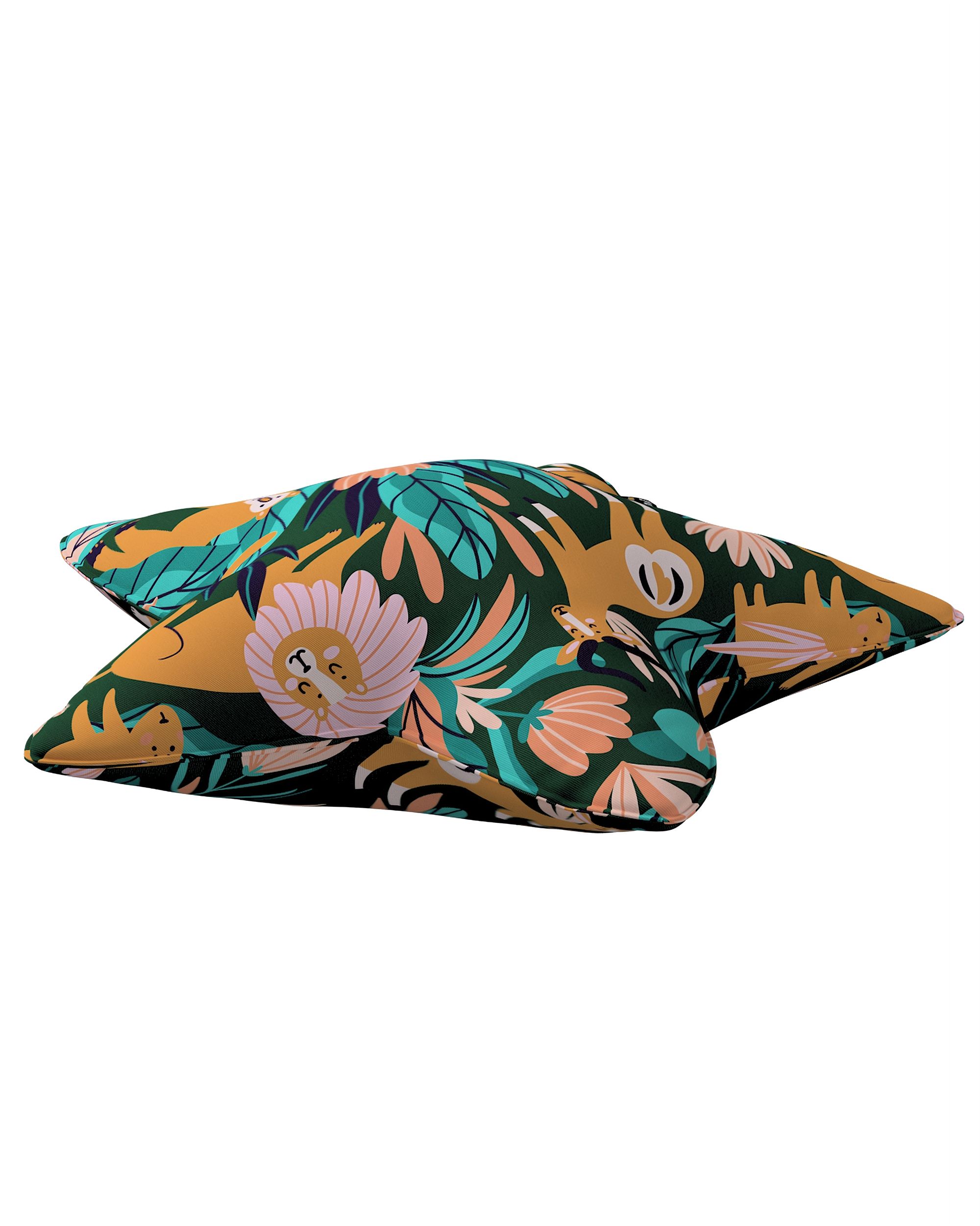 Coussin Lucky Star couleur orange tissu à motifs (hover)