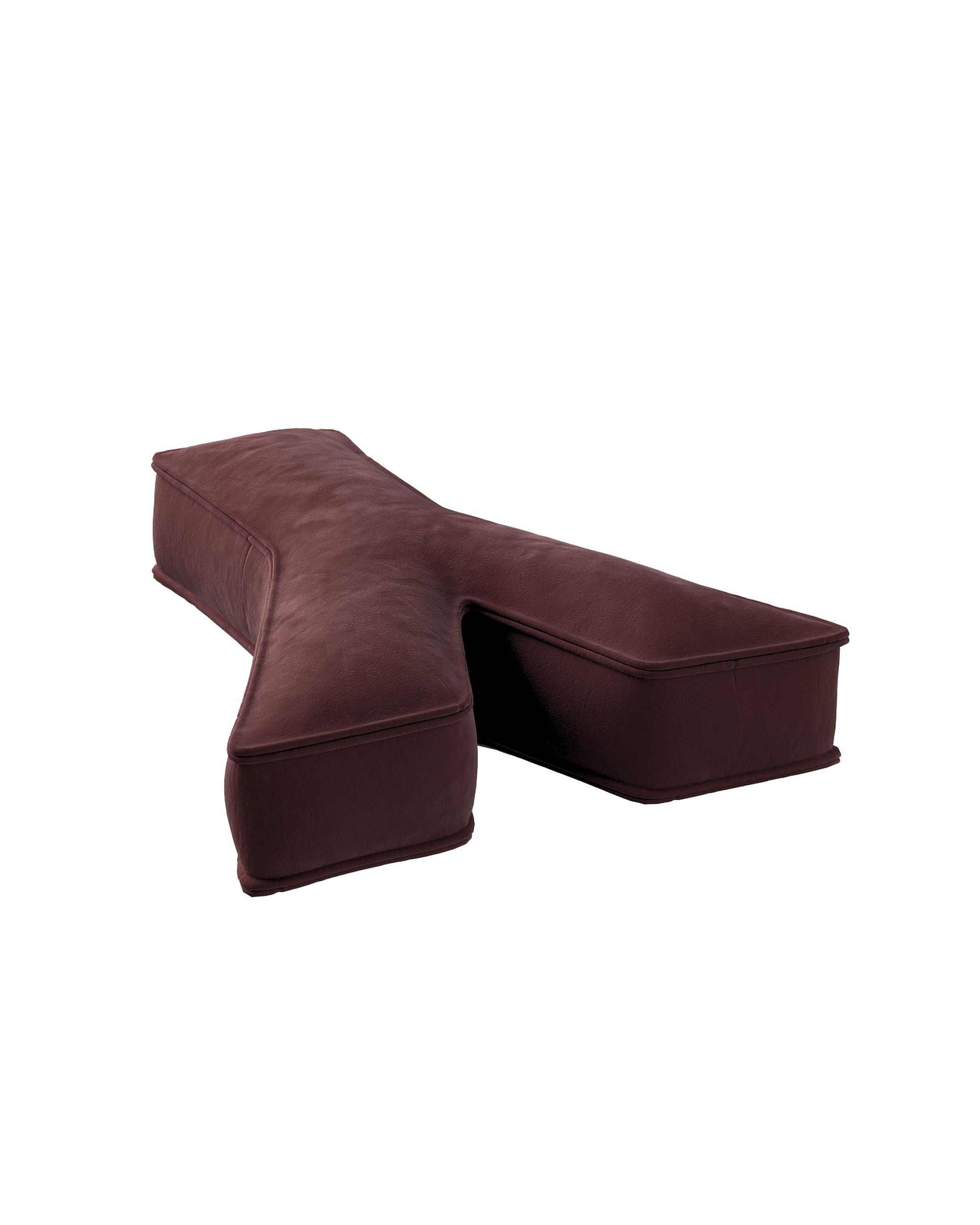 Coussins lettre Y couleur rouge tissu brillant, velours (hover)