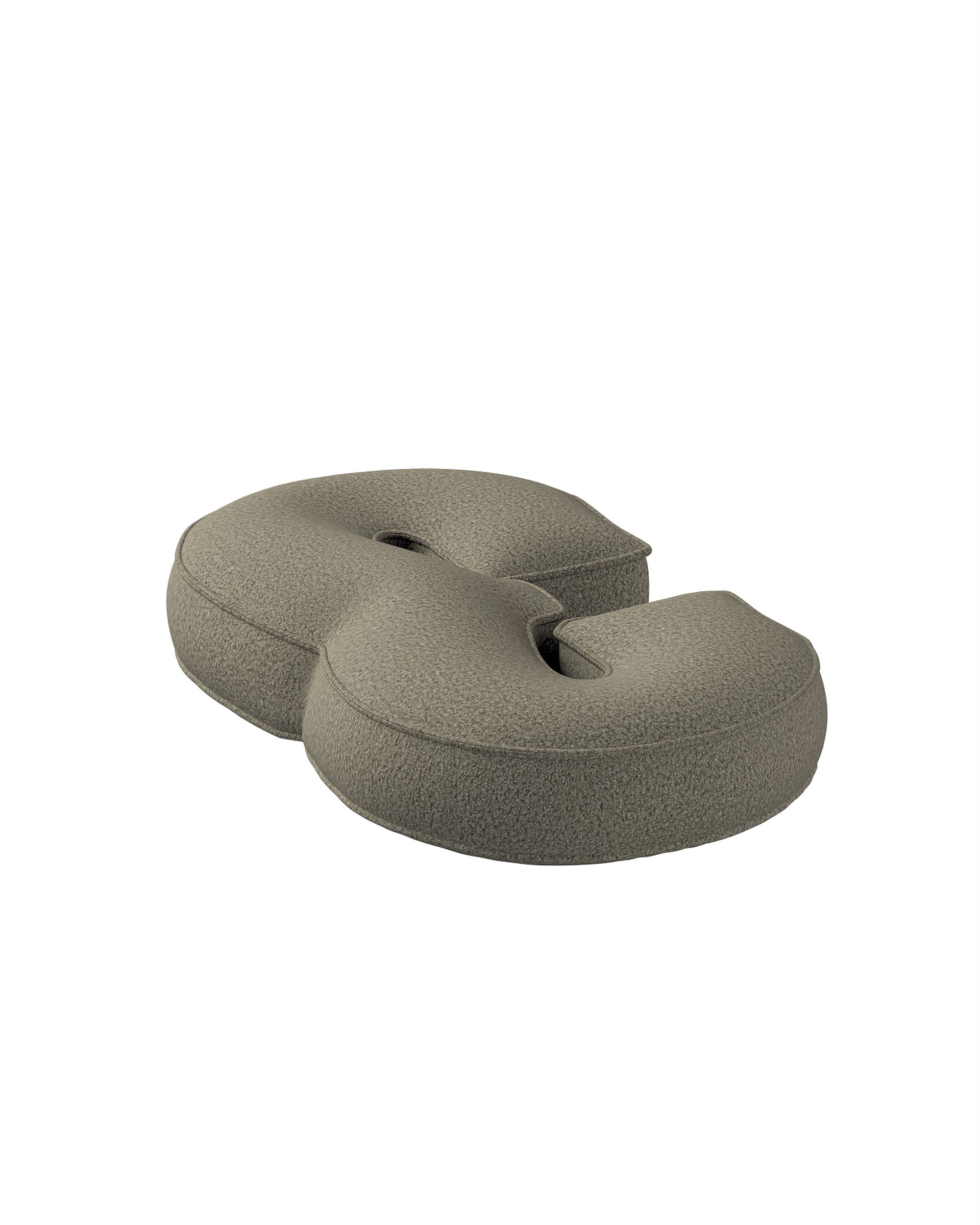 Coussin en forme du chiffre 3 couleur beige tissu tresse (hover)