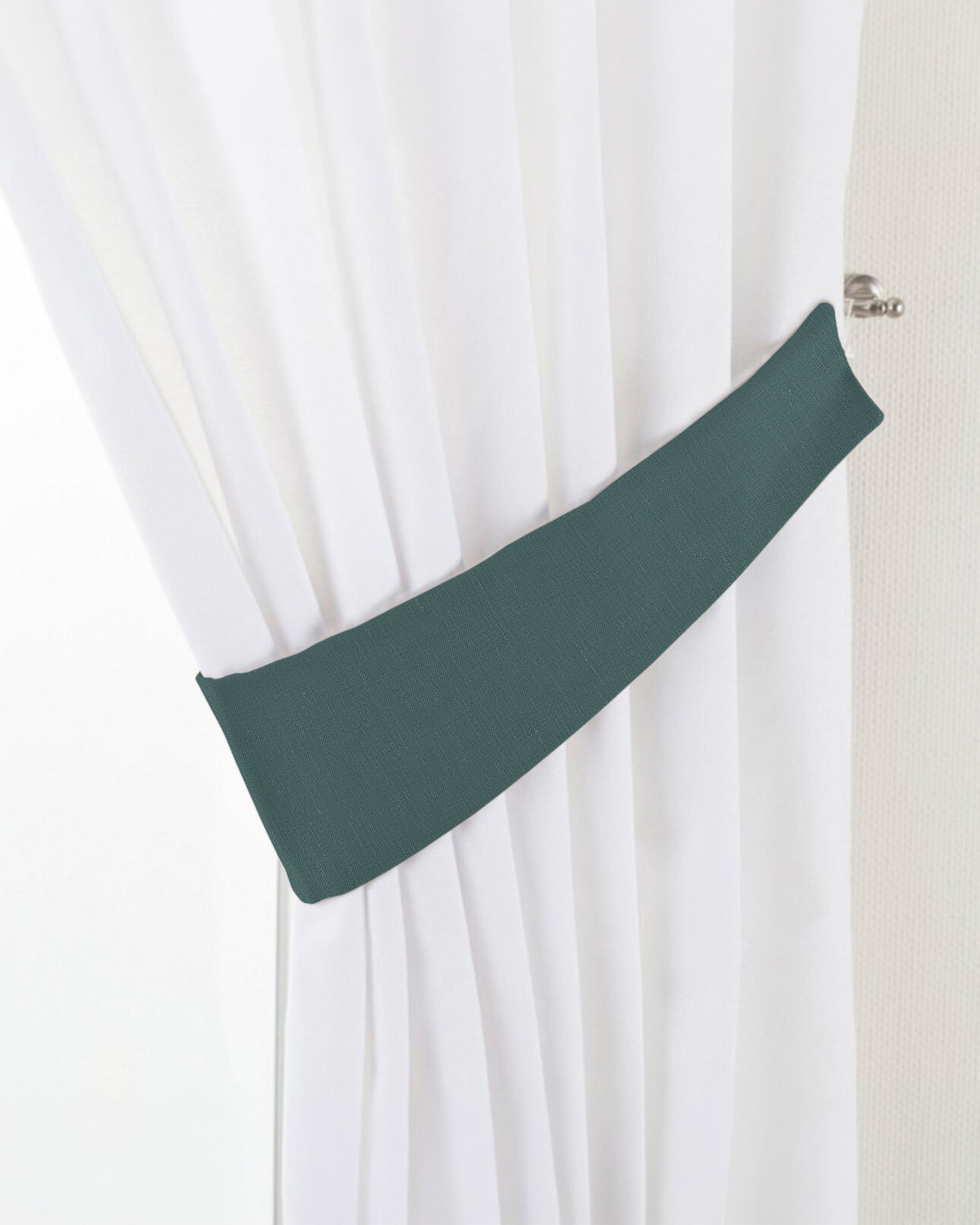 Jarretière aux rideaux couleur vert tissu semi-transparent, tresse