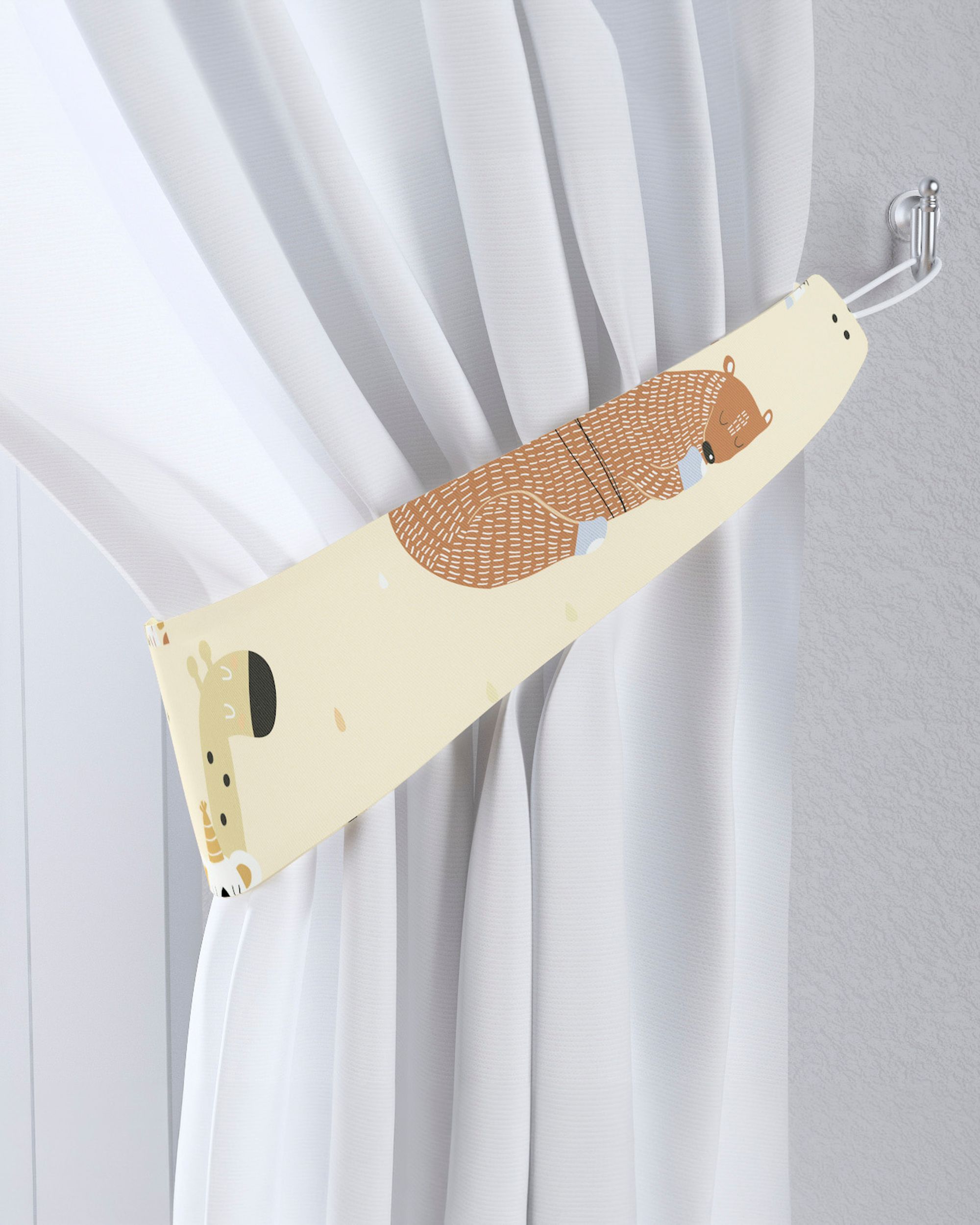 Jarretière aux rideaux couleur beige tissu à motifs