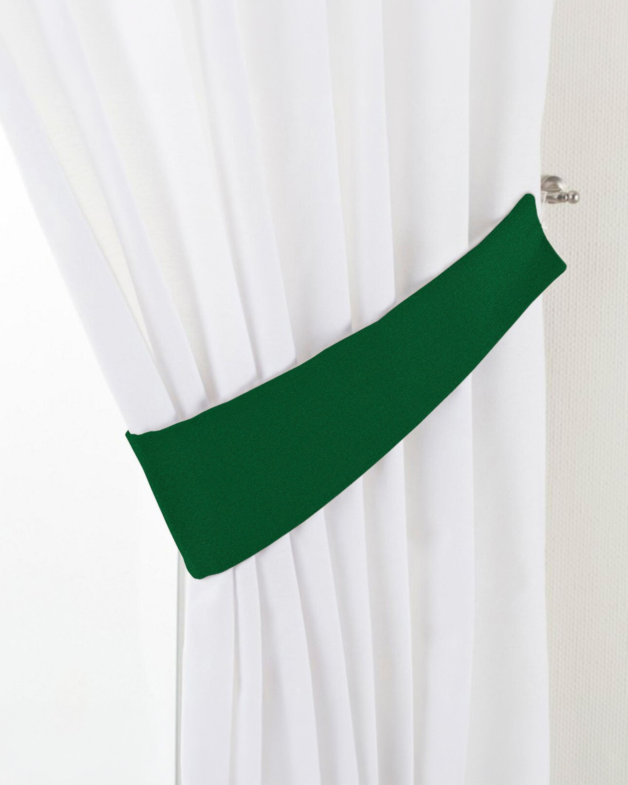 Jarretière aux rideaux couleur vert tissu brillant, velours
