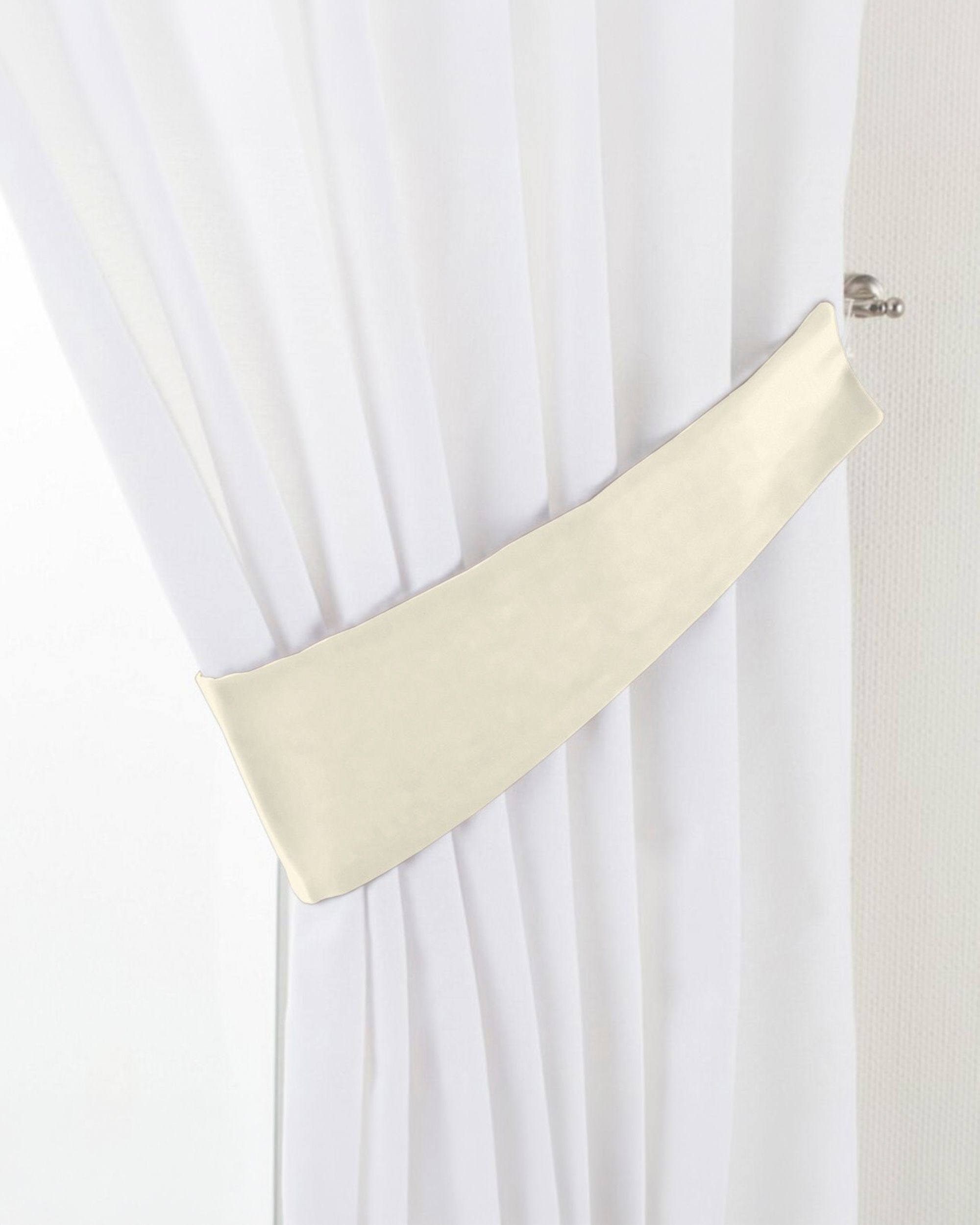 Jarretière aux rideaux couleur crème tissu brillant, velours