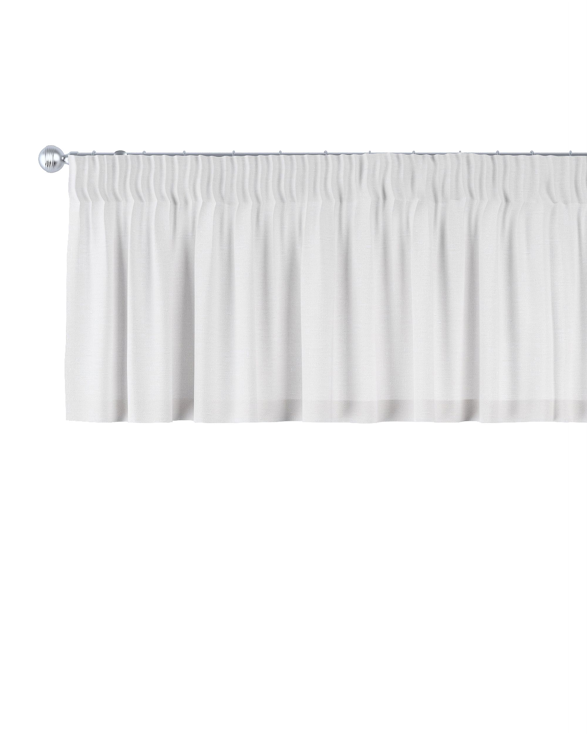 Cantonnière avec le ruban fronceur couleur blanc tissu semi-transparent, tresse