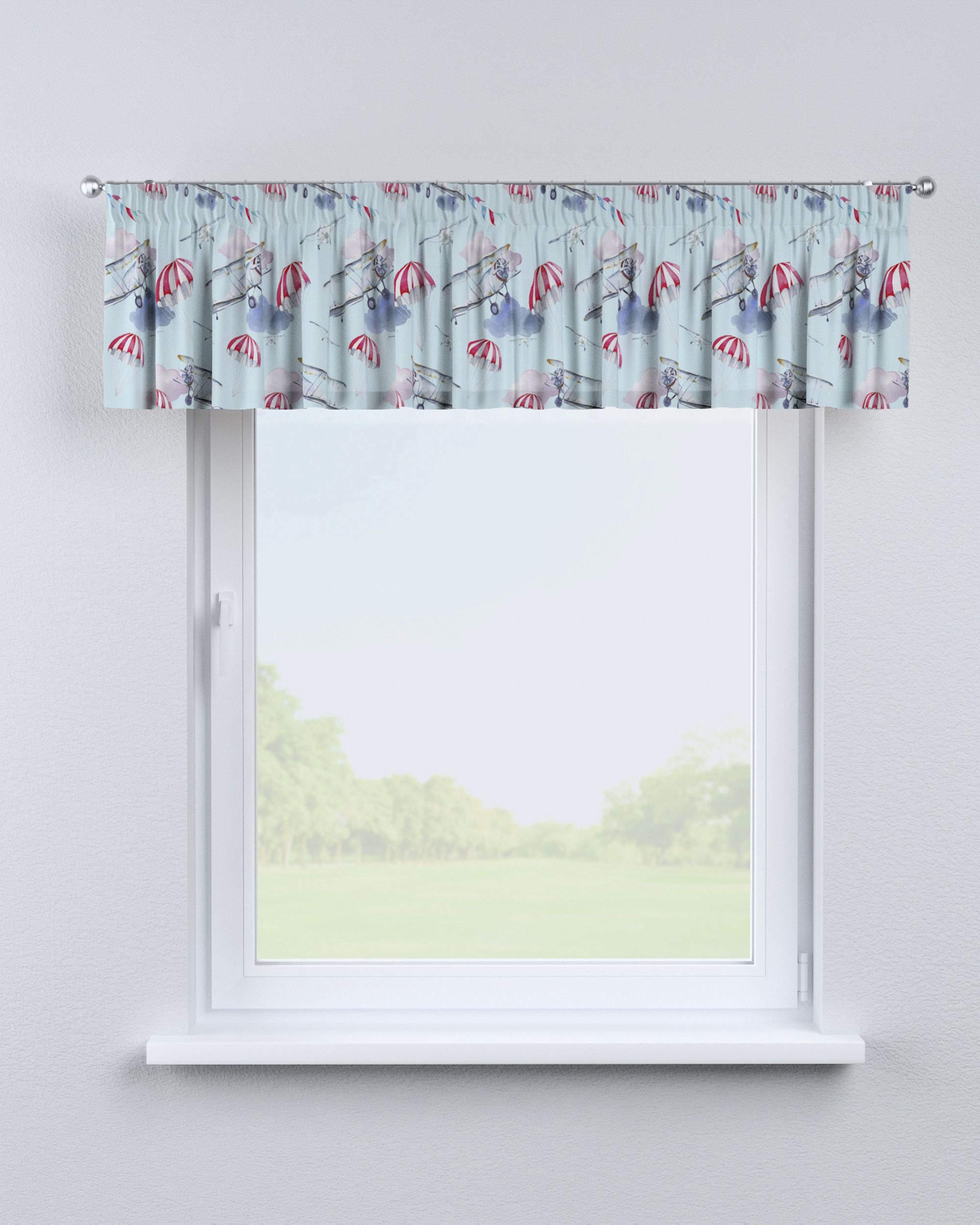 Cantonnière avec le ruban fronceur couleur bleu tissu à motifs (hover)