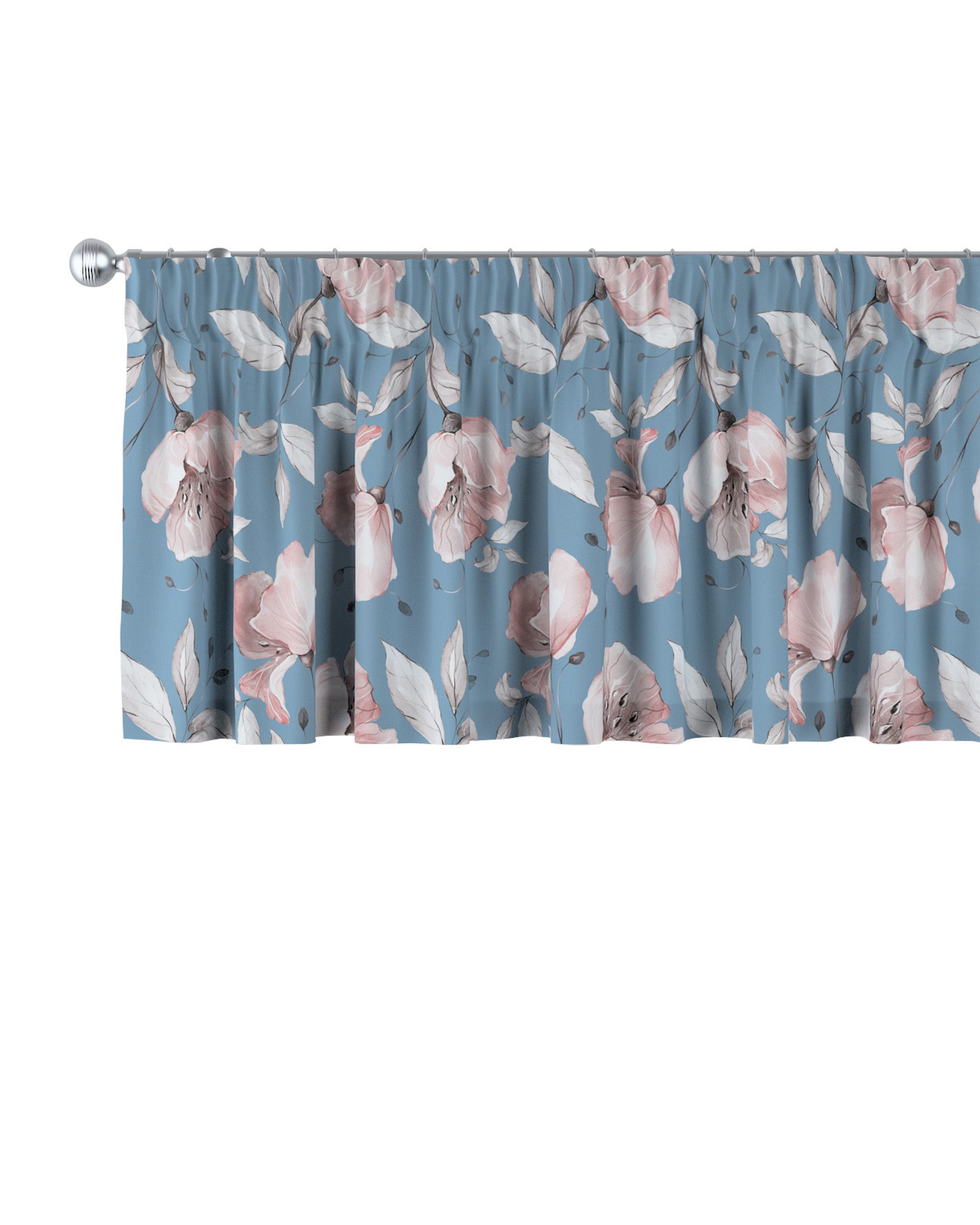 Cantonnière avec le ruban fronceur couleur bleu tissu à motifs
