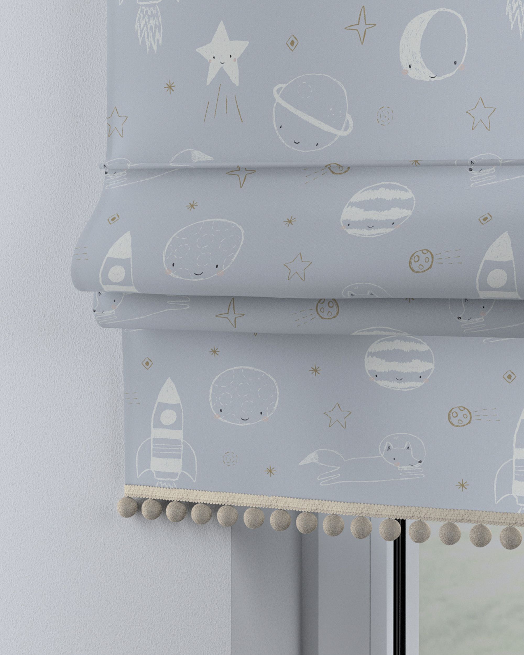 Store bateau à pompons couleur bleu tissu à motifs