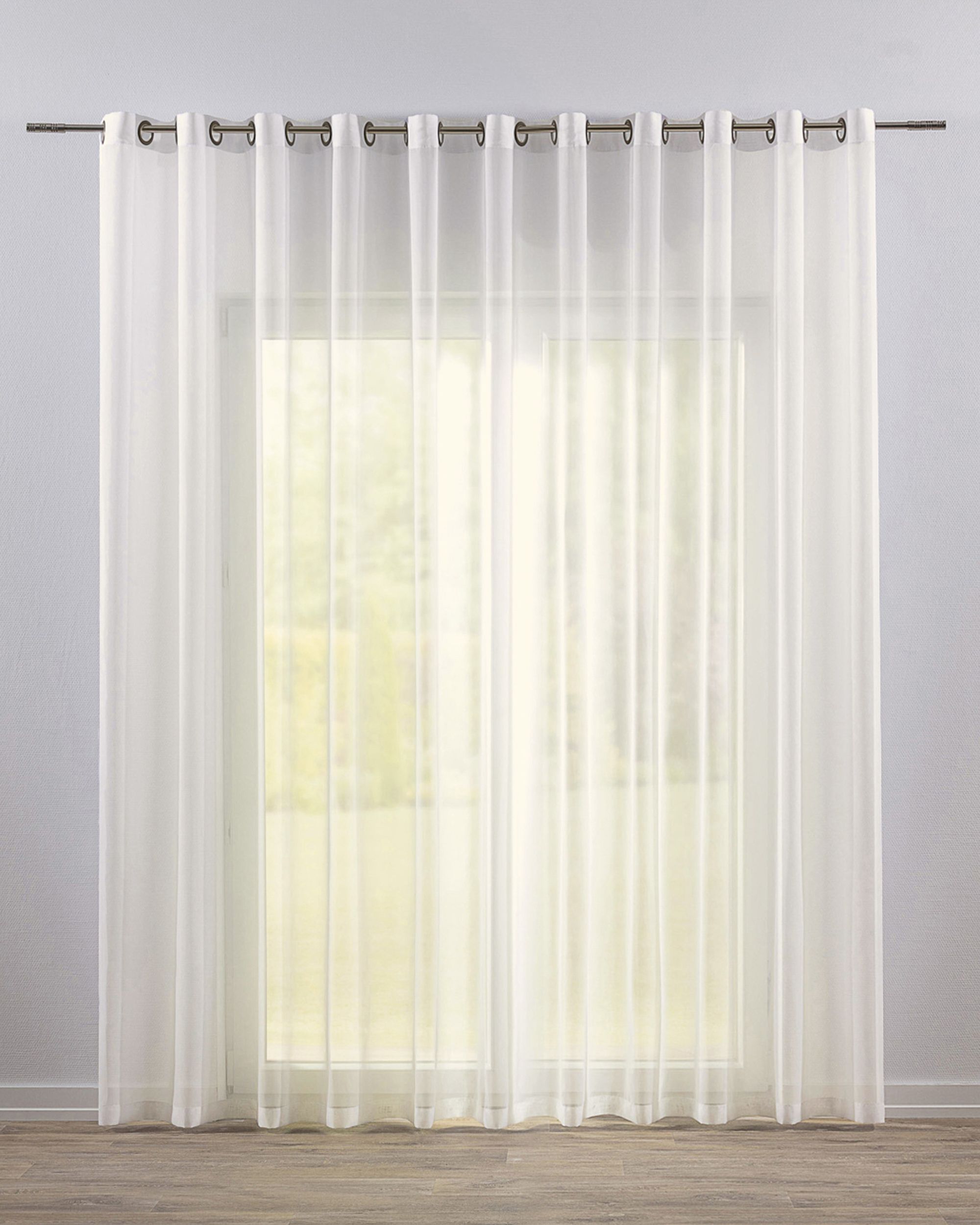 Rideaux en voile à œillets couleur crème tissu semi-transparent, brillant